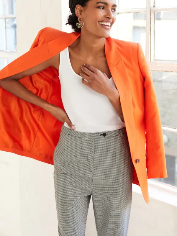 White Square Neck Vest